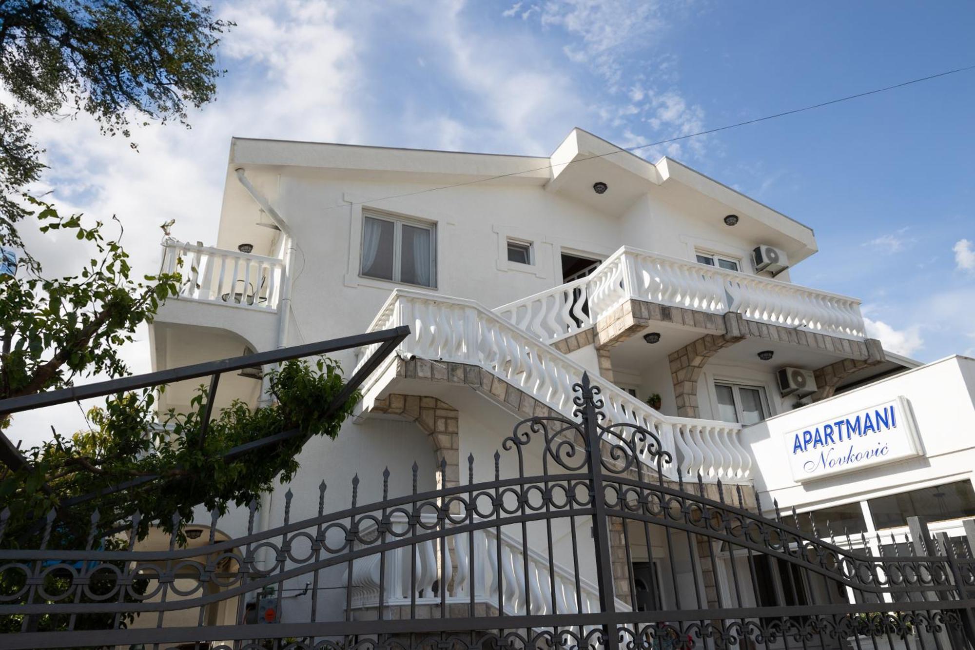 Apartmani Novkovic Bar Bagian luar foto